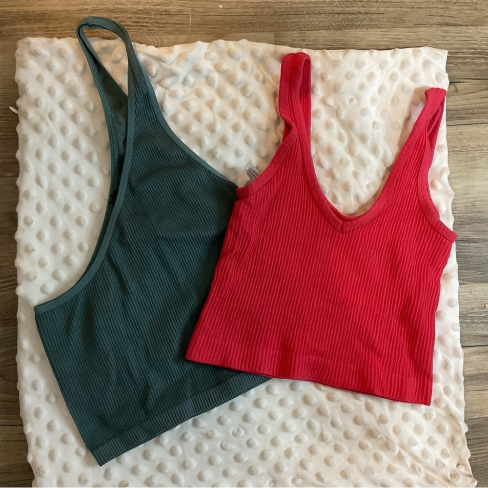 UO Crop Top Size S